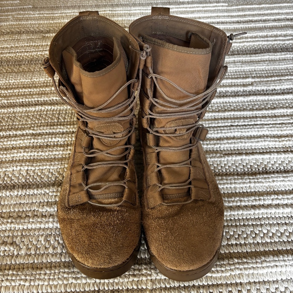 Men's Nike SFB Gen II Combat boots coyote size 11